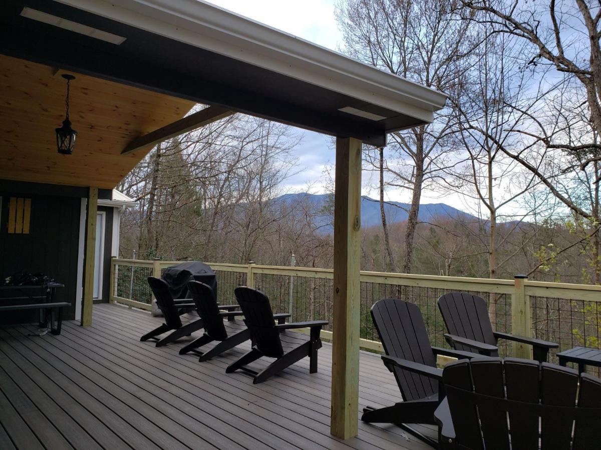 Whispering Winds, Hot Tub, Game Room, Wifi, 1089 Free Tickets Each Paid Day, Dollywood And More Gatlinburg Buitenkant foto